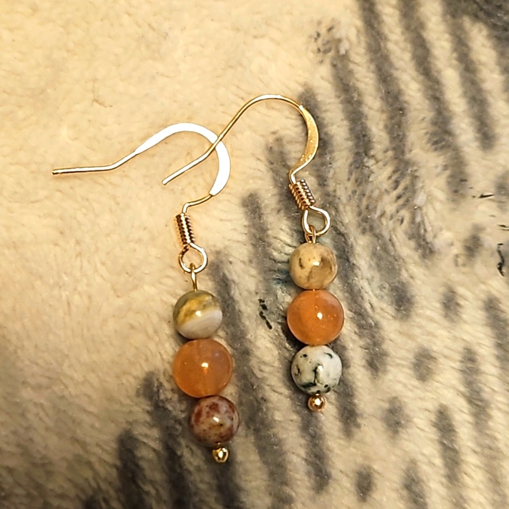 handmade earrings 4mm size